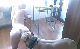 hottie gets full treatment from pitty